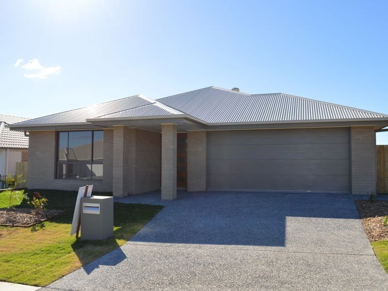 13 Richmond Terrace, Plainland QLD 4341