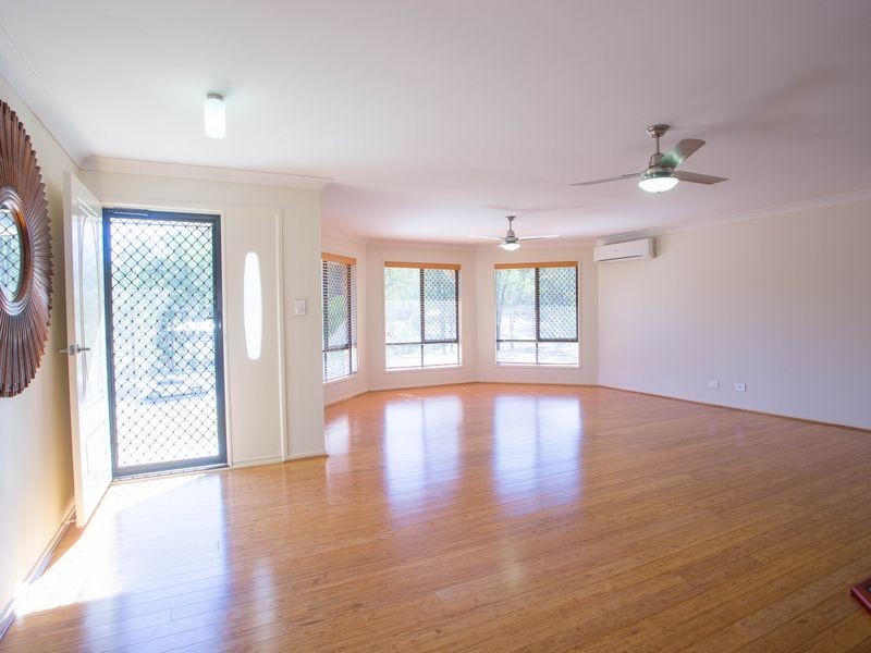4 Edinburgh Avenue, Regency Downs QLD 4341