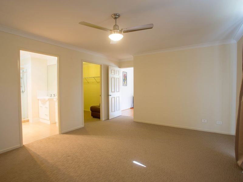 4 Edinburgh Avenue, Regency Downs QLD 4341