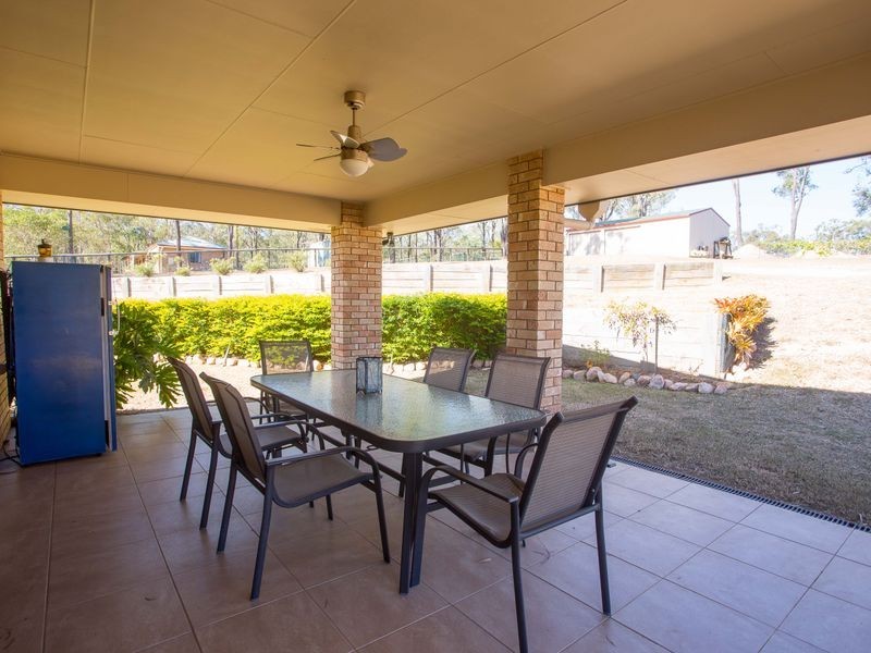4 Edinburgh Avenue, Regency Downs QLD 4341