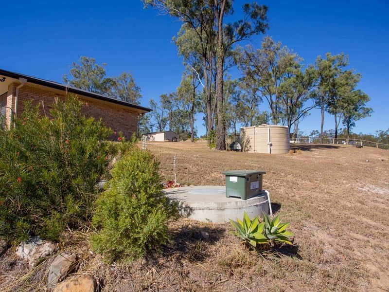 4 Edinburgh Avenue, Regency Downs QLD 4341