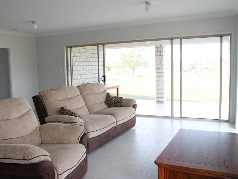 9 Regent Court, Regency Downs QLD 4341