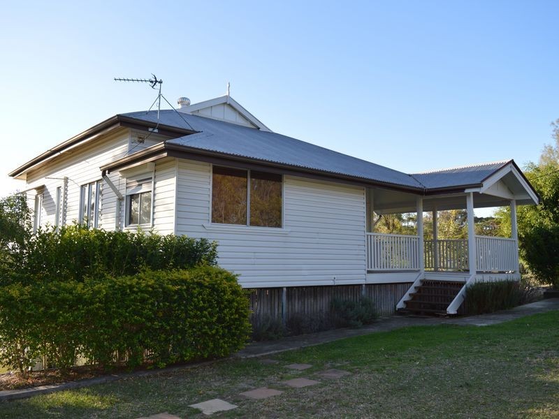 20 Range Crescent, Laidley QLD 4341