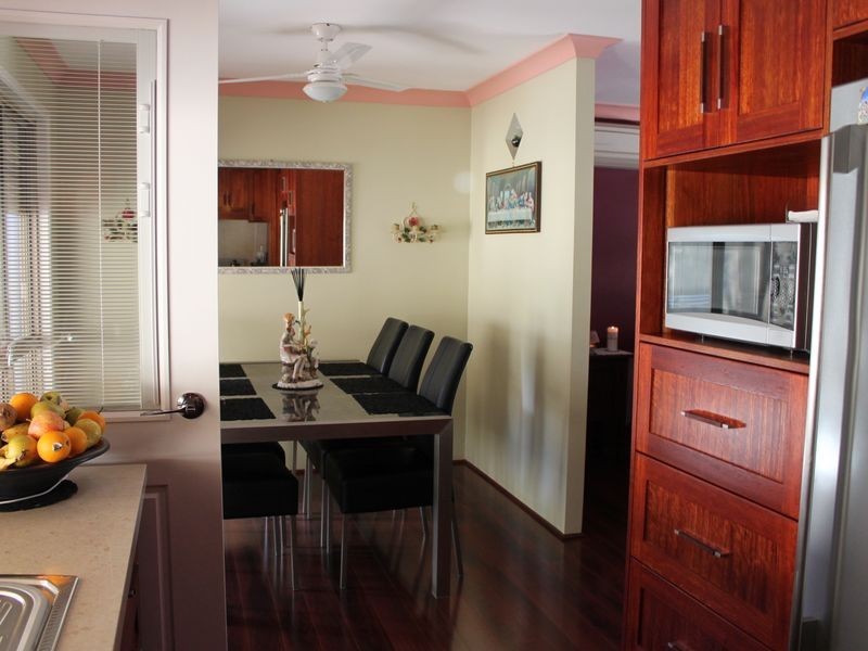 75 Cricket Road, Regency Downs QLD 4341