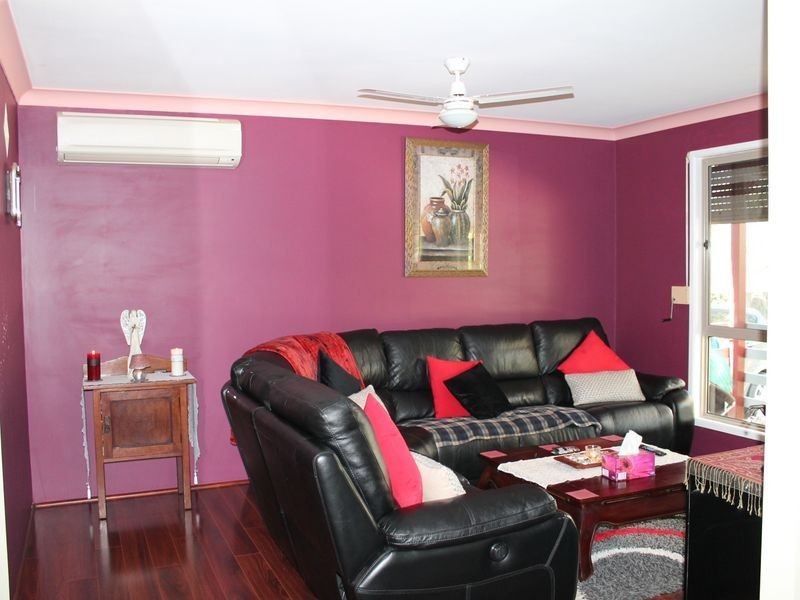 75 Cricket Road, Regency Downs QLD 4341