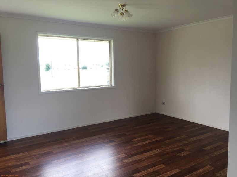 4 Jeannine Drive, Forest Hill QLD 4342