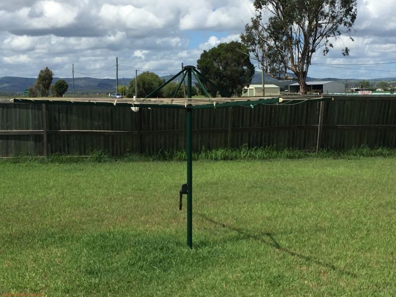 4 Jeannine Drive, Forest Hill QLD 4342