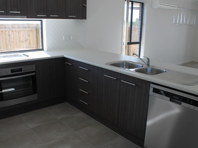 1/7 Richmond Terrace, Plainland QLD 4341