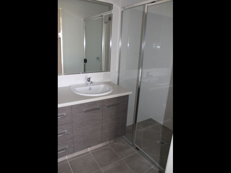 1/7 Richmond Terrace, Plainland QLD 4341