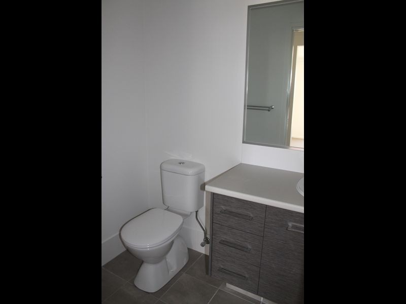 2/7 Richmond Terrace, Plainland QLD 4341