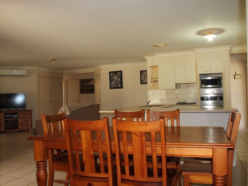 35 Waddington Parade, Forest Hill QLD 4342