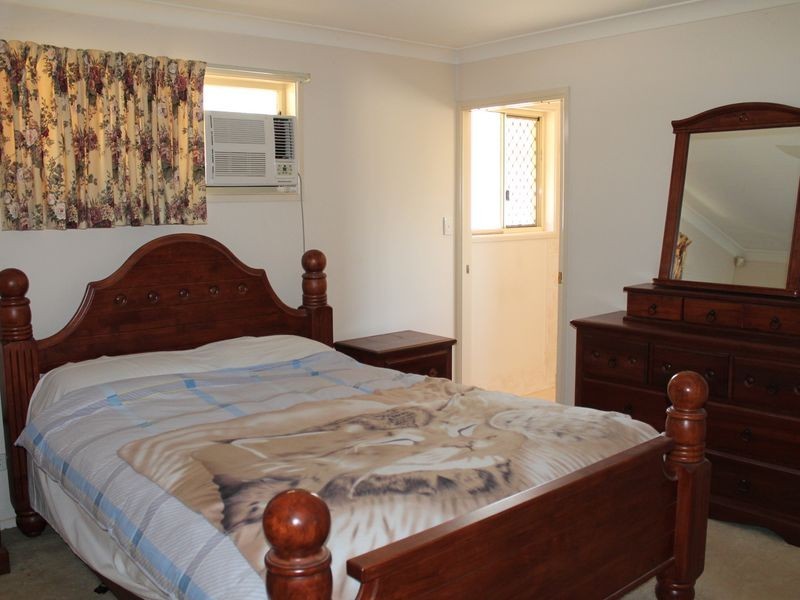 35 Waddington Parade, Forest Hill QLD 4342