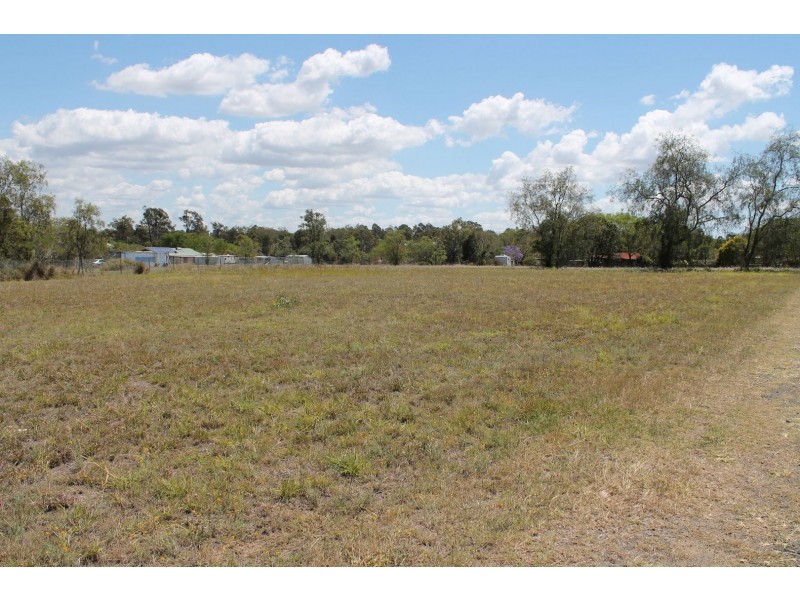 5 Acacia Court, Plainland QLD 4341