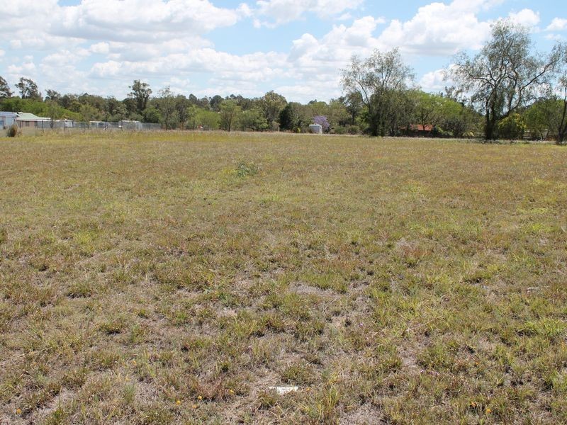 5 Acacia Court, Plainland QLD 4341