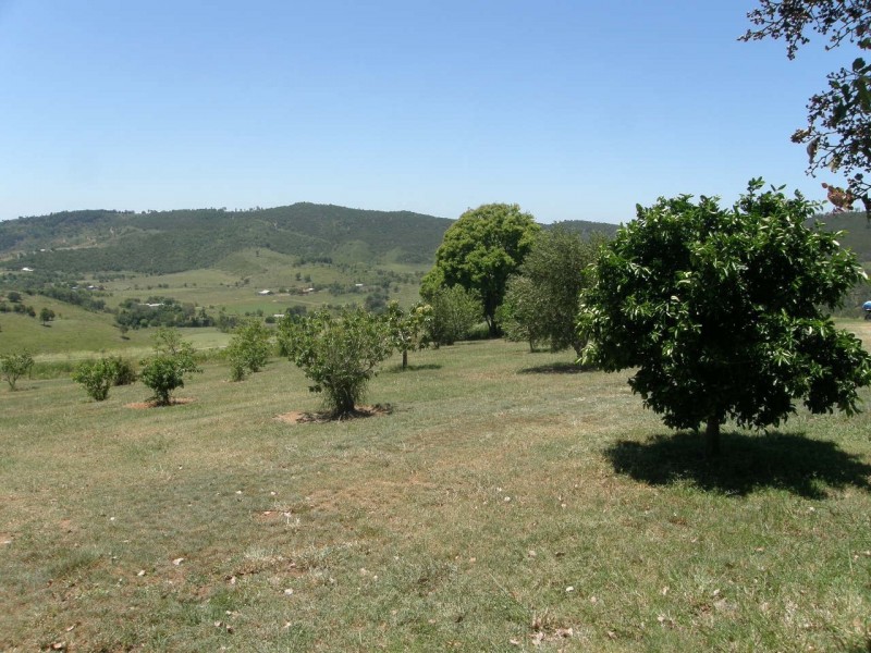 13 Berlin Road, Mount Berryman QLD 4341