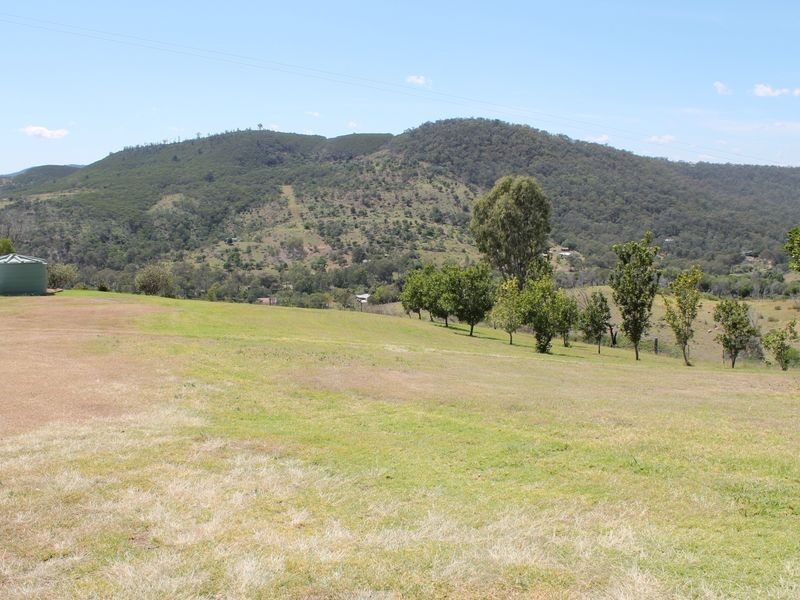 13 Berlin Road, Mount Berryman QLD 4341