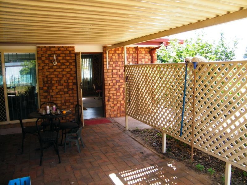 14 Eileen Court, Kensington Grove QLD 4341