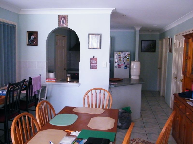 14 Eileen Court, Kensington Grove QLD 4341