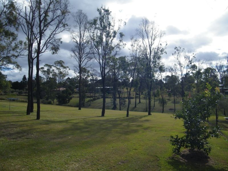 5 Grebe Court, Laidley Heights QLD 4341