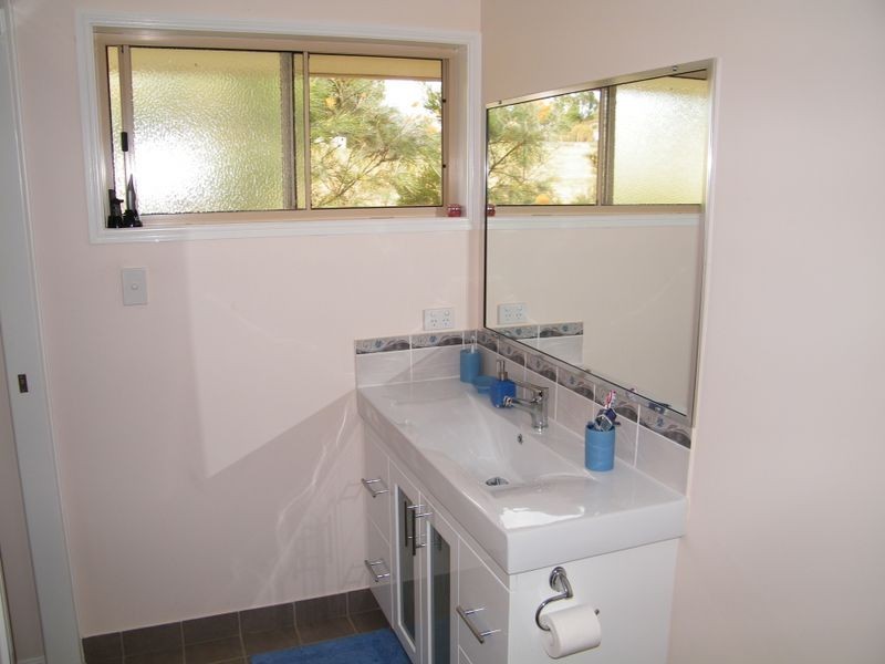 5 Grebe Court, Laidley Heights QLD 4341