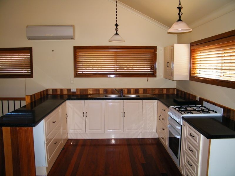 32 Summerholm Road, Summerholm QLD 4341