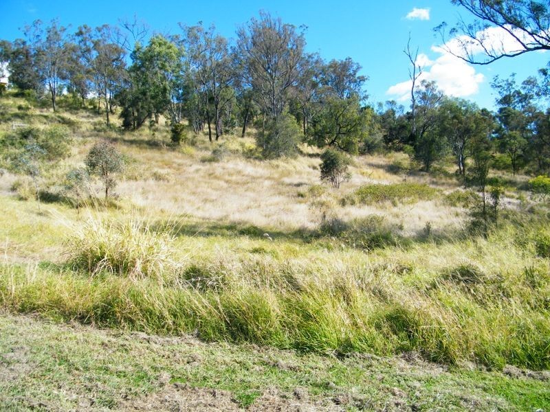 8 Howard Court, Plainland QLD 4341