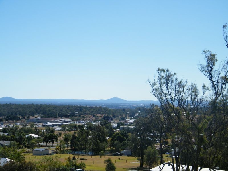 8 Howard Court, Plainland QLD 4341