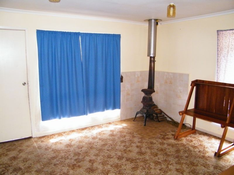 14 Rosella Avenue, Regency Downs QLD 4341