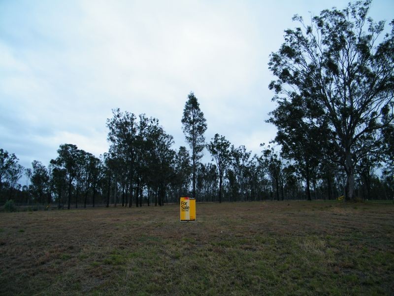 11 Harwood Street, Kensington Grove QLD 4341