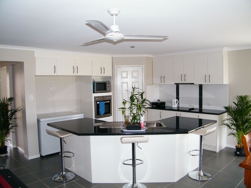 21 Peppertree Place, Plainland QLD 4341