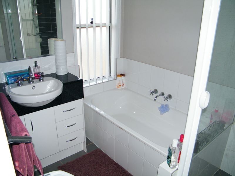 21 Peppertree Place, Plainland QLD 4341