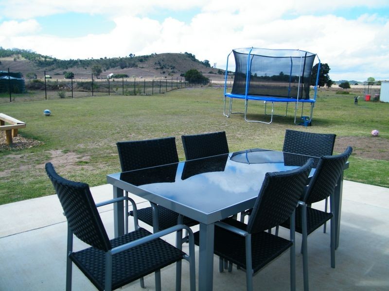21 Peppertree Place, Plainland QLD 4341