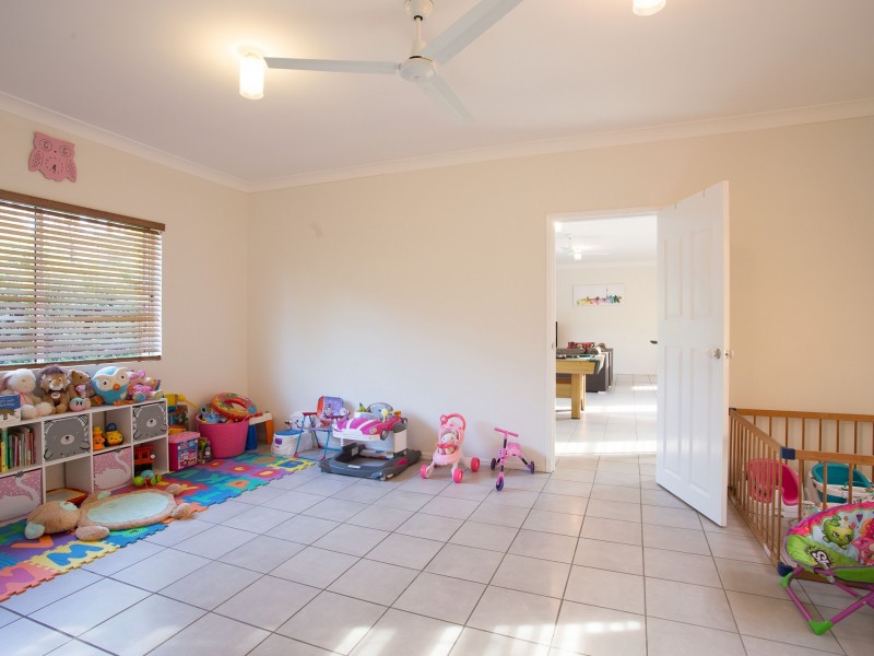 12 Waddington Parade, Plainland QLD 4341