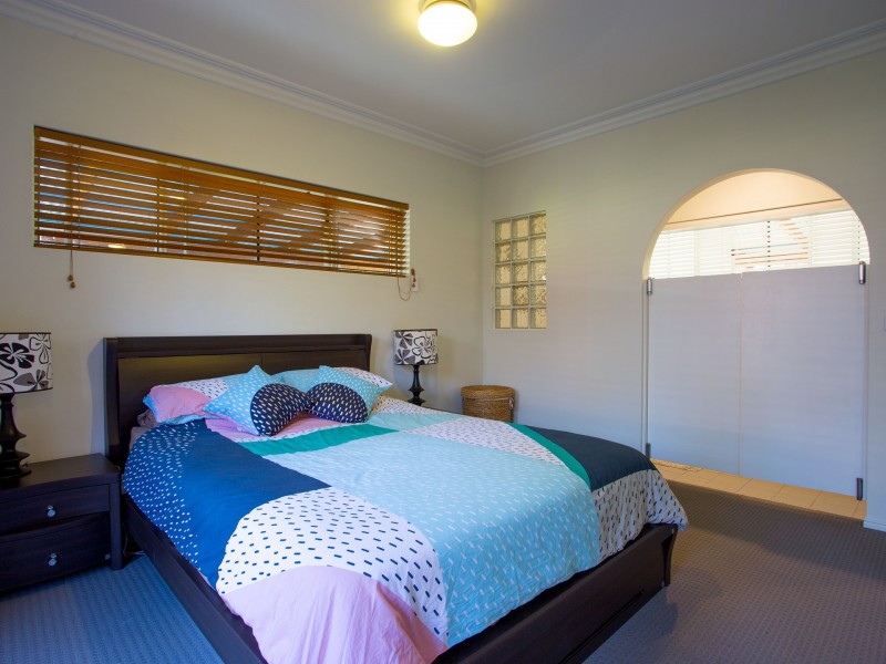 12 Waddington Parade, Plainland QLD 4341