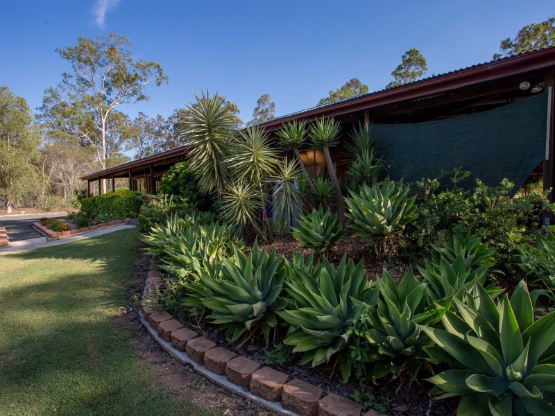 12 Waddington Parade, Plainland QLD 4341