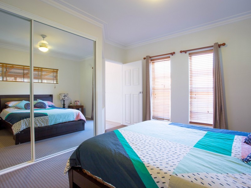 12 Waddington Parade, Plainland QLD 4341