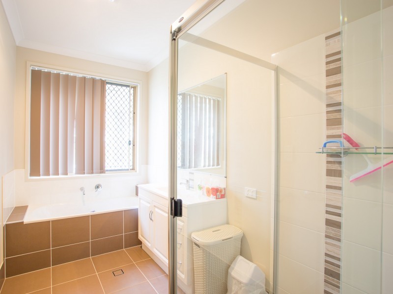 Kensington Grove QLD 4341