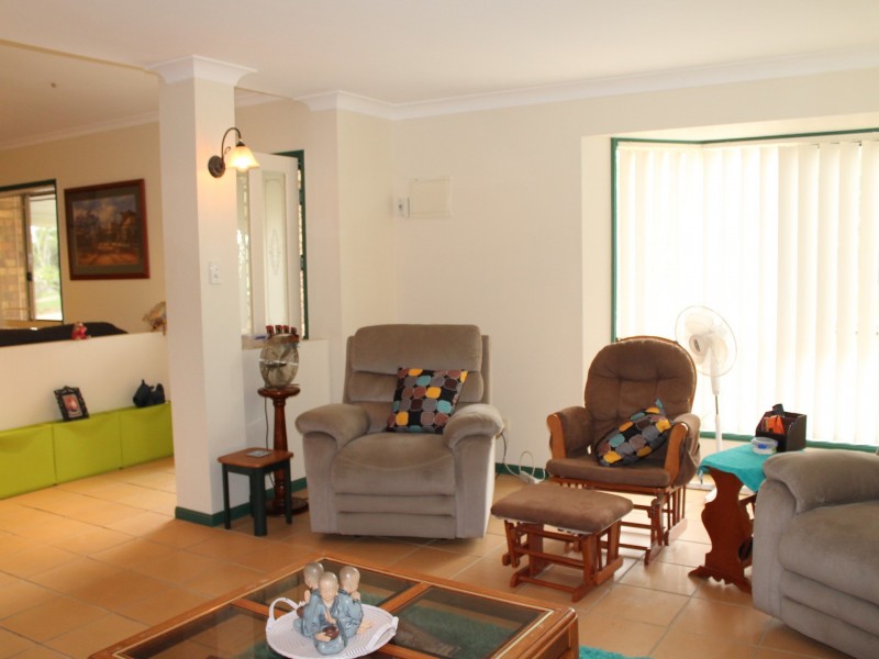 21 Challenge Avenue, Kensington Grove QLD 4341