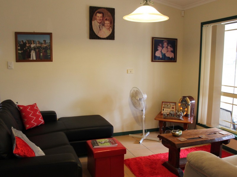 21 Challenge Avenue, Kensington Grove QLD 4341