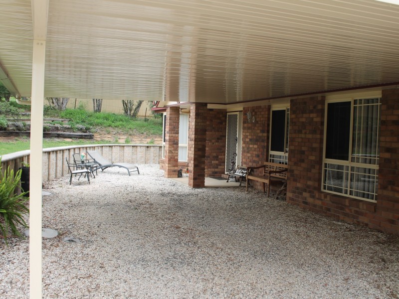 21 Challenge Avenue, Kensington Grove QLD 4341