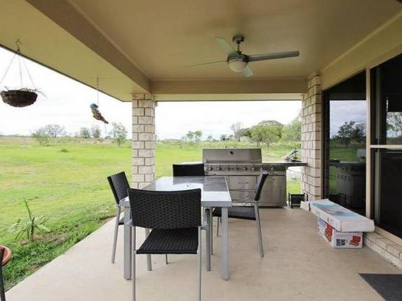 6 Cricklewood Court, Plainland QLD 4341