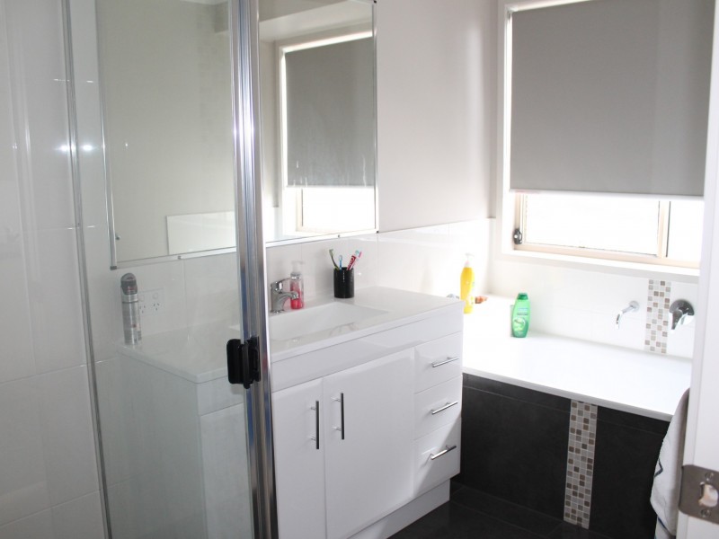 6 Cricklewood Court, Plainland QLD 4341