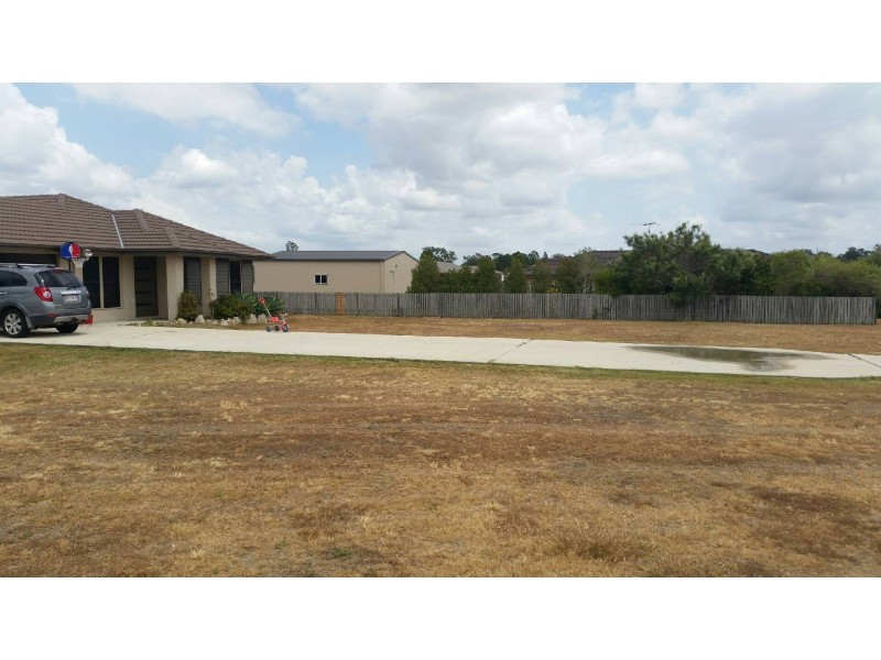 6 Cricklewood Court, Plainland QLD 4341