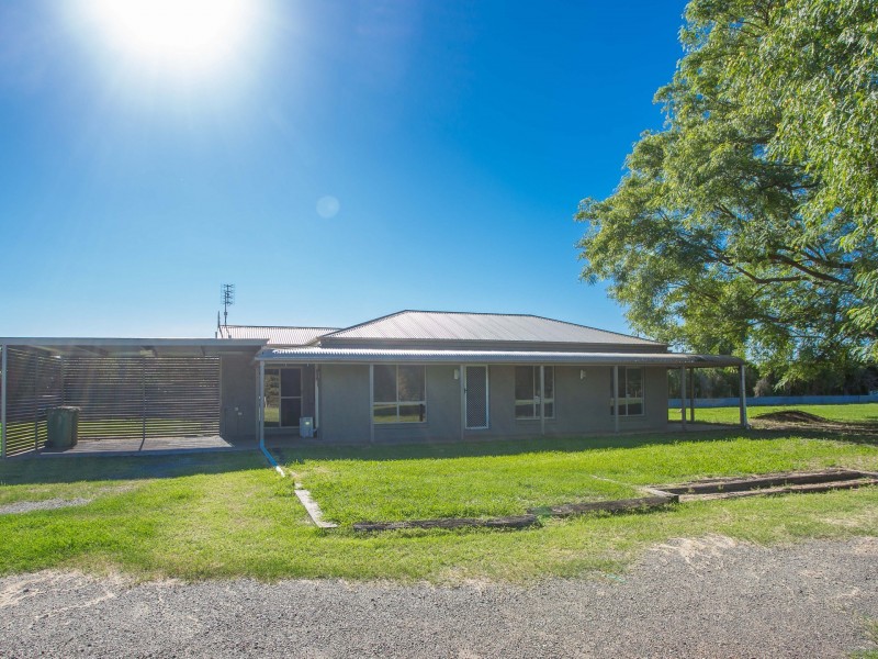 18 Drayton Street, Laidley QLD 4341