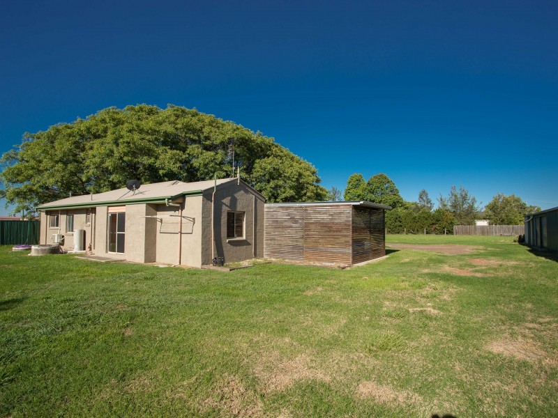 18 Drayton Street, Laidley QLD 4341