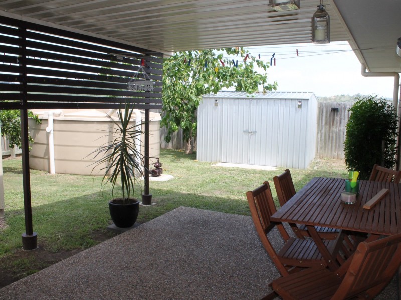 14 Cunningham Avenue, Laidley North QLD 4341