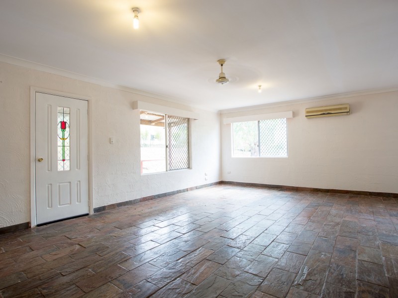 12 Yellowood Court, Kensington Grove QLD 4341