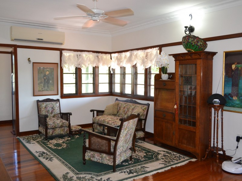 12 Hedges Court, Laidley Heights QLD 4341