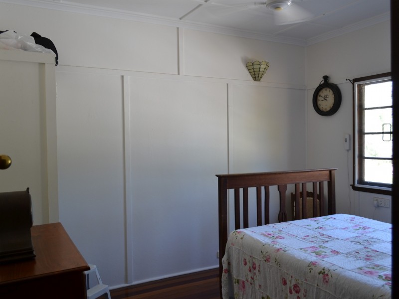 12 Hedges Court, Laidley Heights QLD 4341