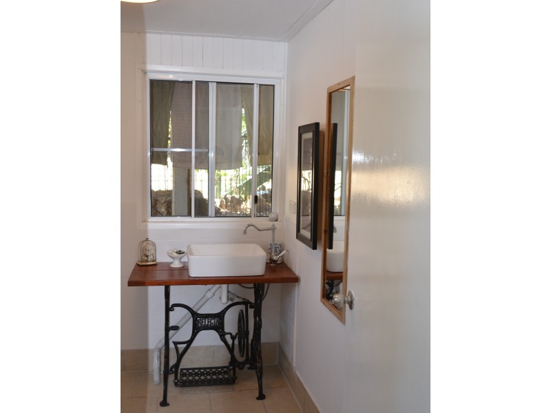 12 Hedges Court, Laidley Heights QLD 4341